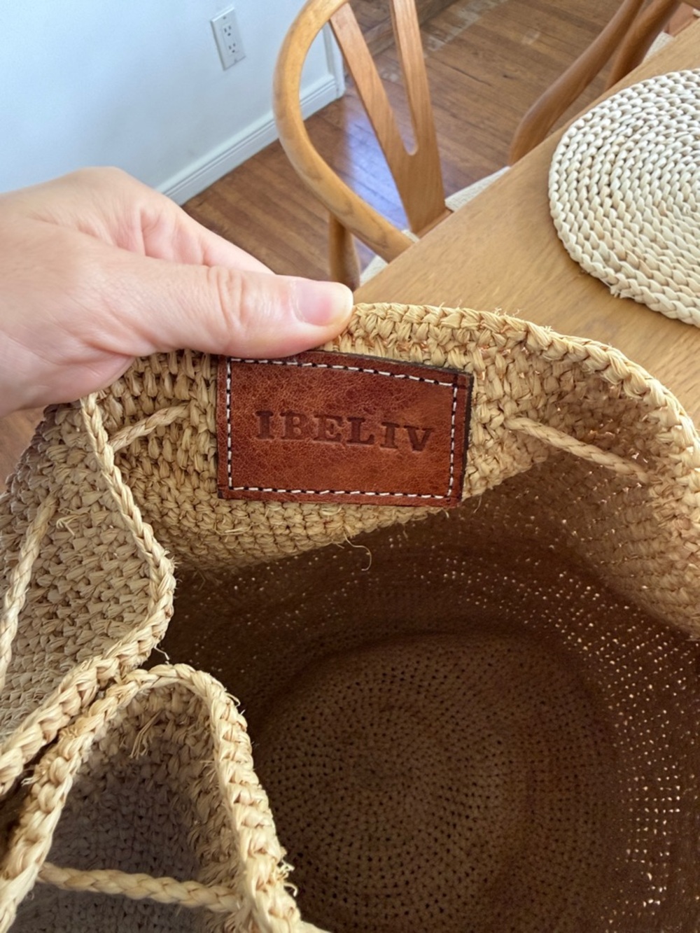Woven Raffia Bucket Shoulder Bag in Natural Tan with Tassels - Picture 3 of 6